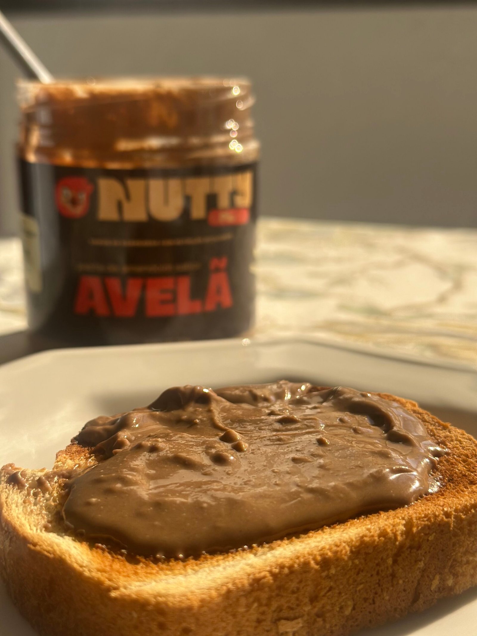Torrada com Nutty Avelã em fotografia do acervo Piu